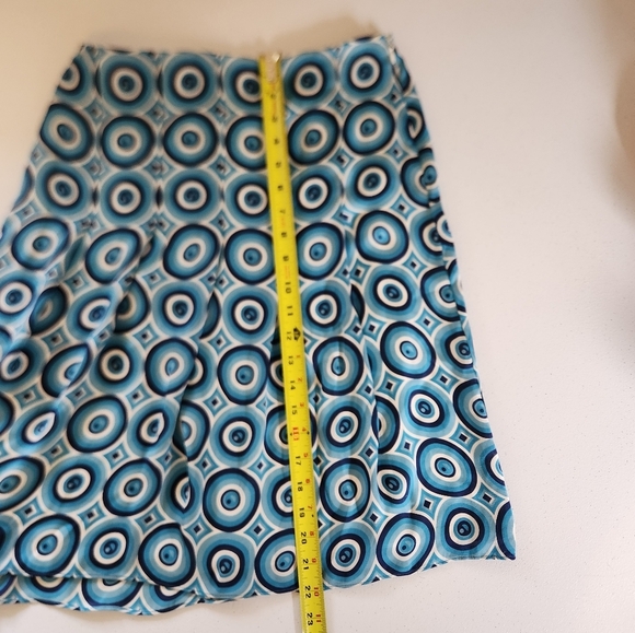 Ann Taylor 100% Silk Skirt A-line Pleated Lined Blues Geo Office Knee Length 0 - Picture 9 of 9